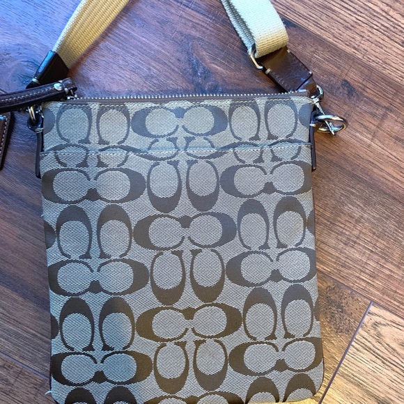 Coach bag - Picture 3 of 4